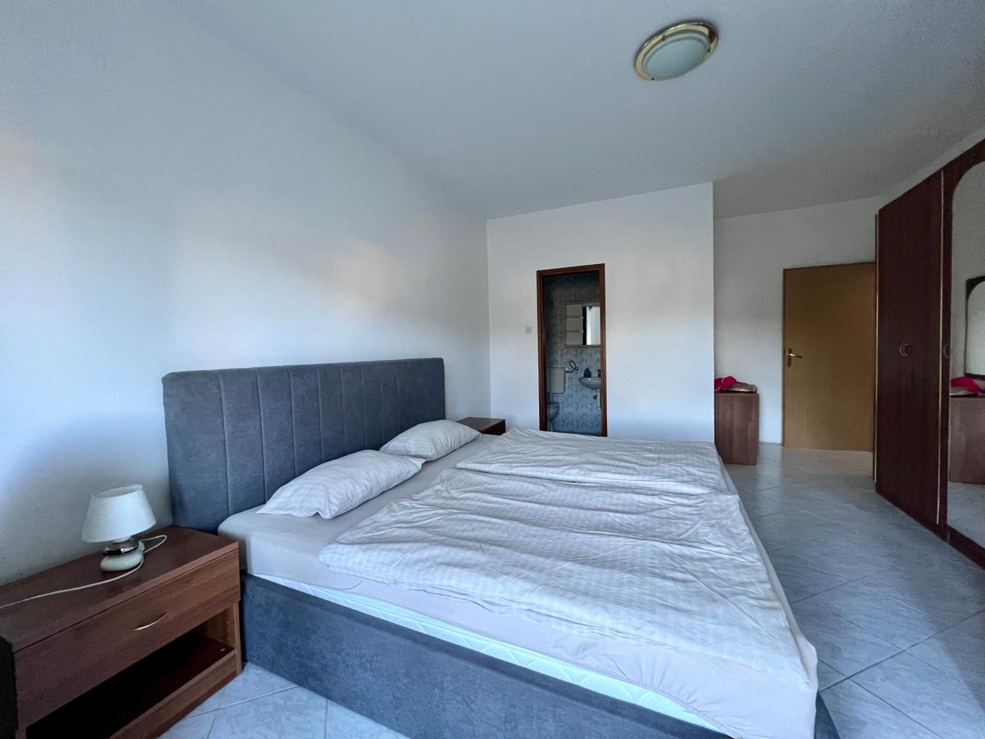 Apartments Palit Rab Pokoj fotografie